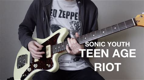 Sonic Youth - Teen Age Riot Enerjik Gitar Riffleriyle Dolu Bir Punk Rock Şaheseri